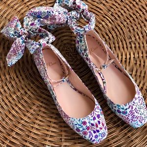 NWB Liberty Poppy ankle-strap ballet flat with tie